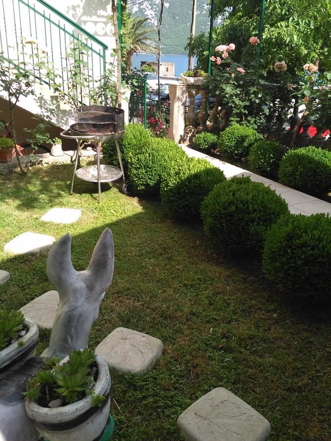 Апартаменты Apartmani Villa Radovic Рисан-27