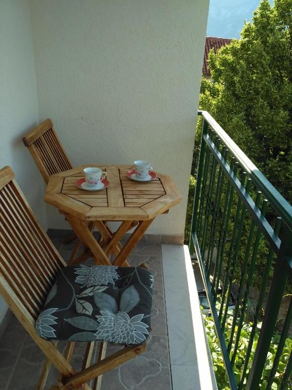 Апартаменты Apartmani Villa Radovic Рисан