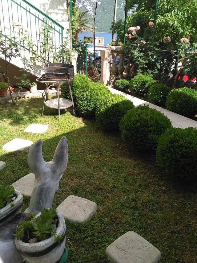 Апартаменты Apartmani Villa Radovic Рисан-26