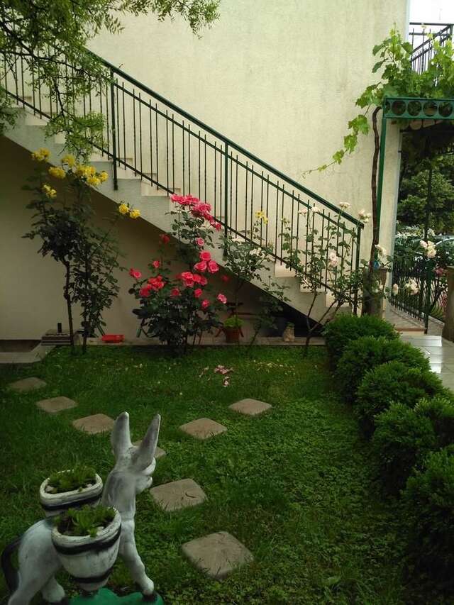 Апартаменты Apartmani Villa Radovic Рисан-28