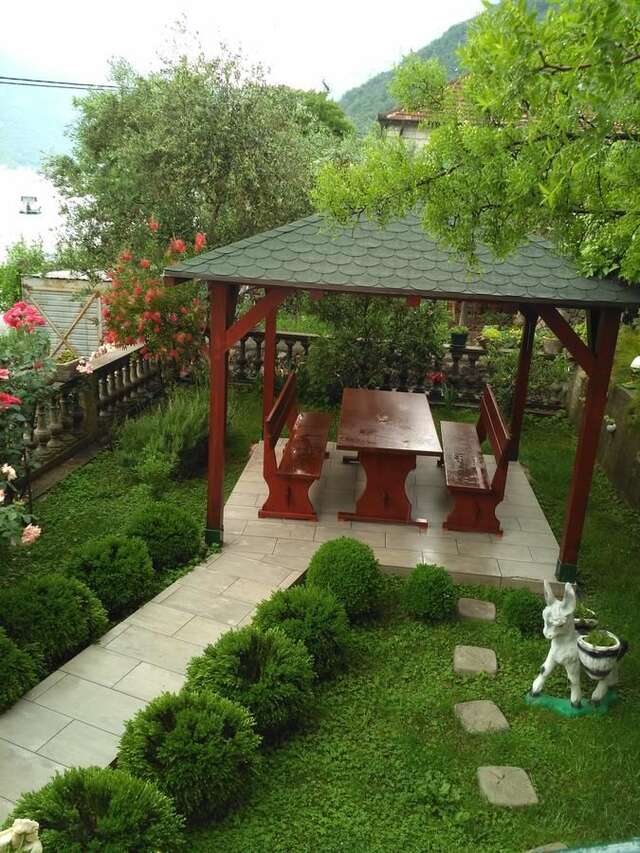 Апартаменты Apartmani Villa Radovic Рисан-33